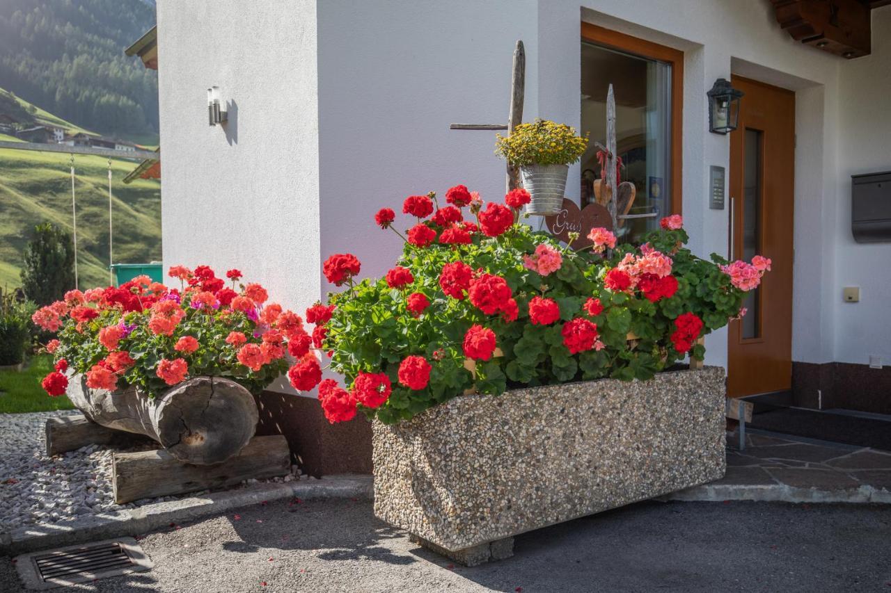 Haus Rosmarie Apartment Neustift im Stubaital Exterior photo