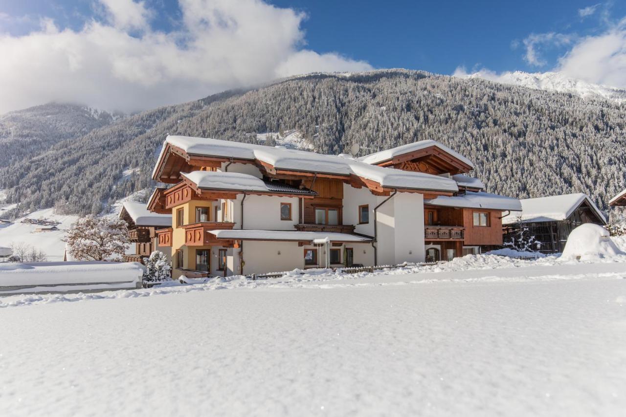Haus Rosmarie Apartment Neustift im Stubaital Exterior photo